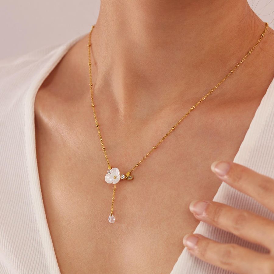 Camellia Flower Necklace