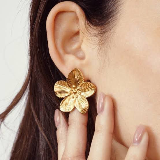 Flower earrings