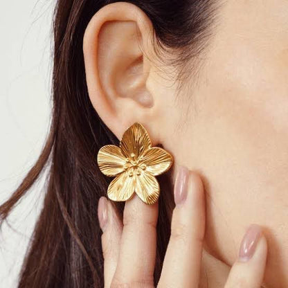Flower earrings