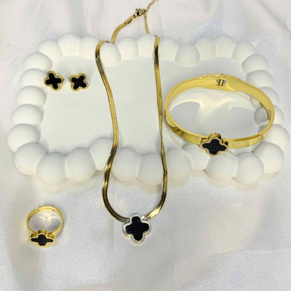 Clover Complete Set Snake chain, bangle, earrings, ring
