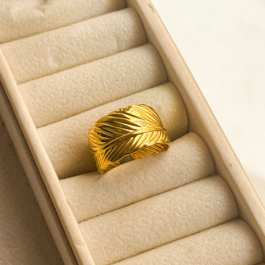Leafy Chunky Adjustable Ring