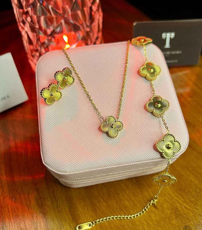 Golden Clover Set